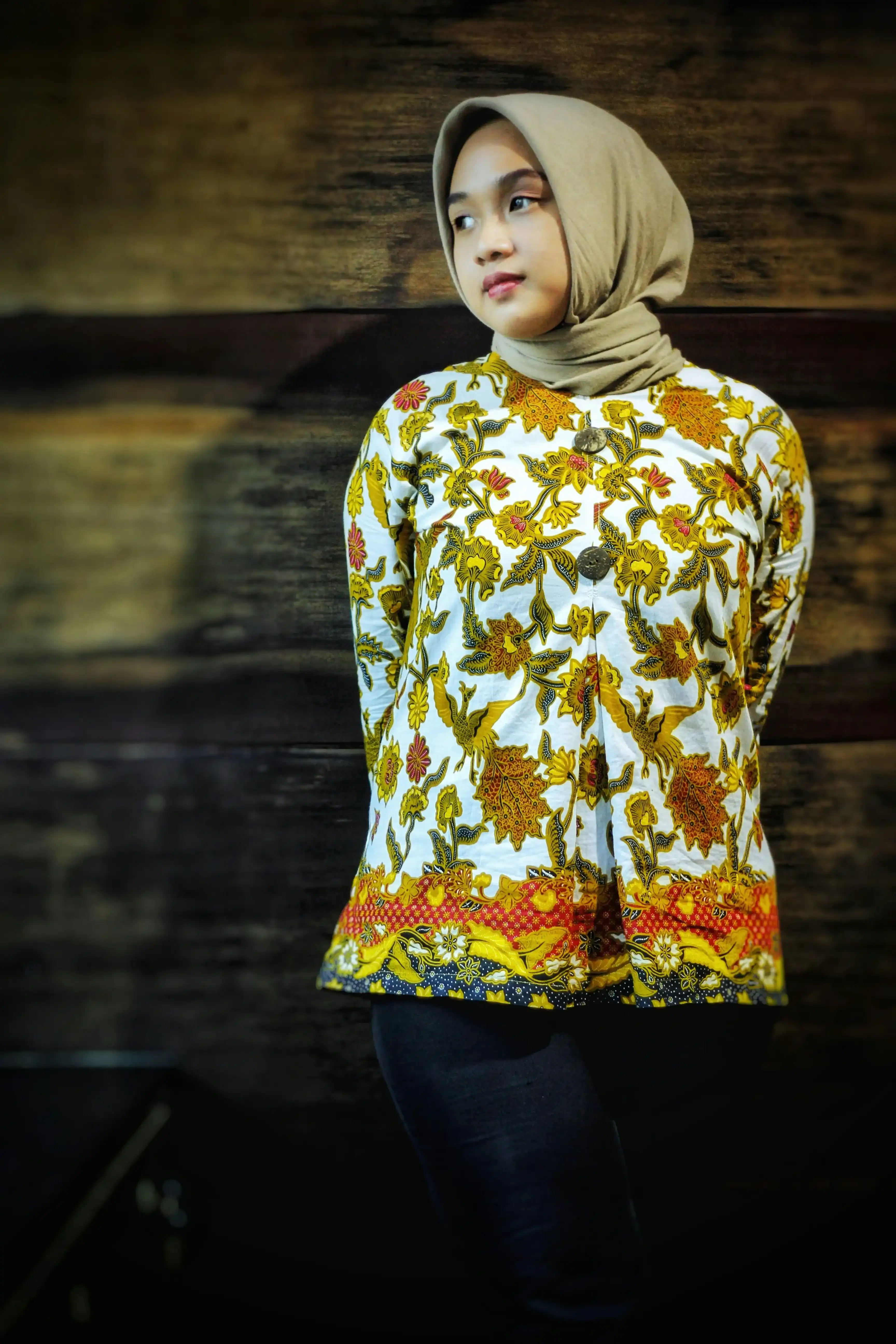 Blus wanita jahitan trendy Hayya Modiste Depok